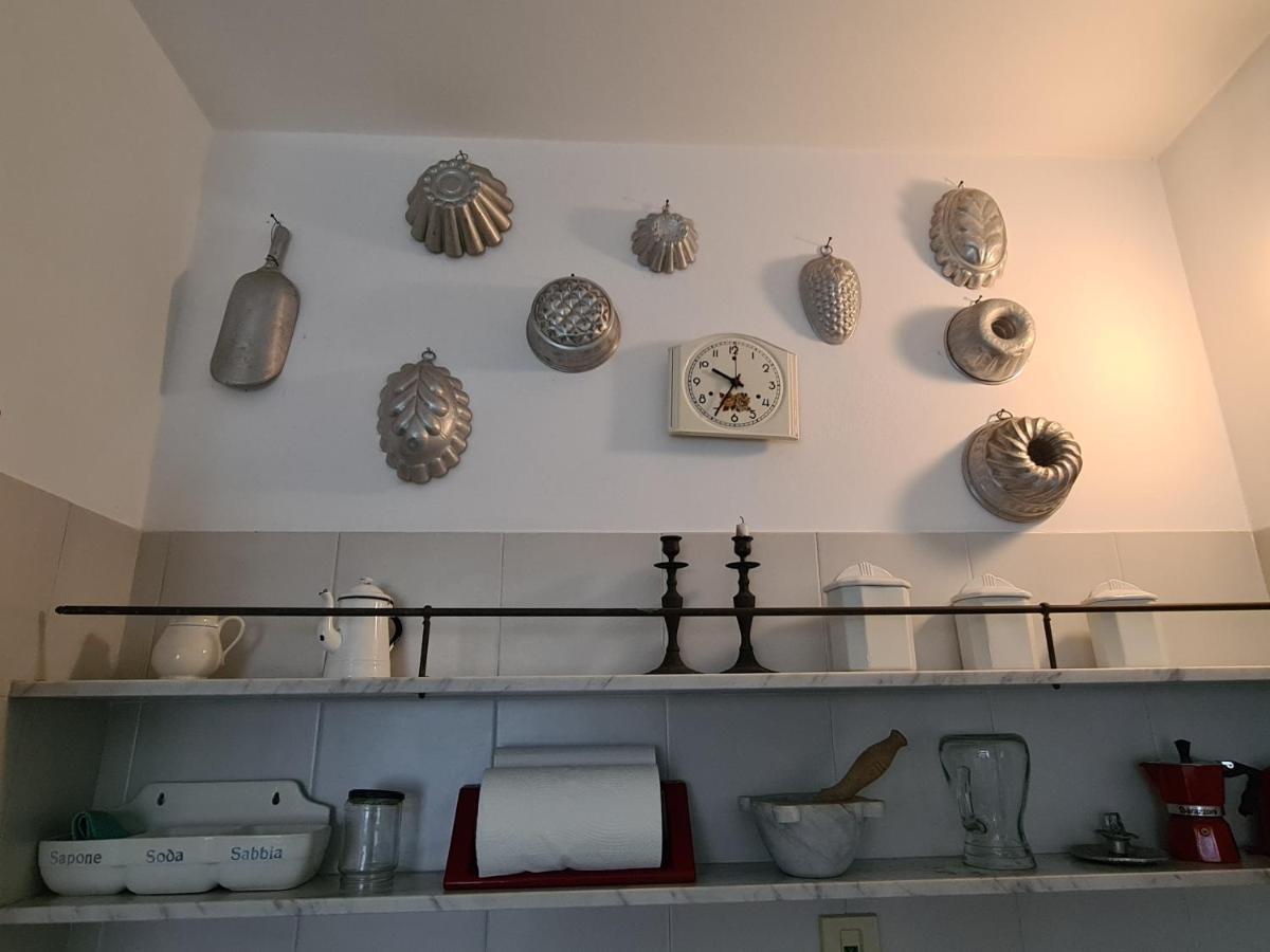 Apartament Mansarda A Finalborgo - Fascino E Tradizione Finale Ligure Zewnętrze zdjęcie