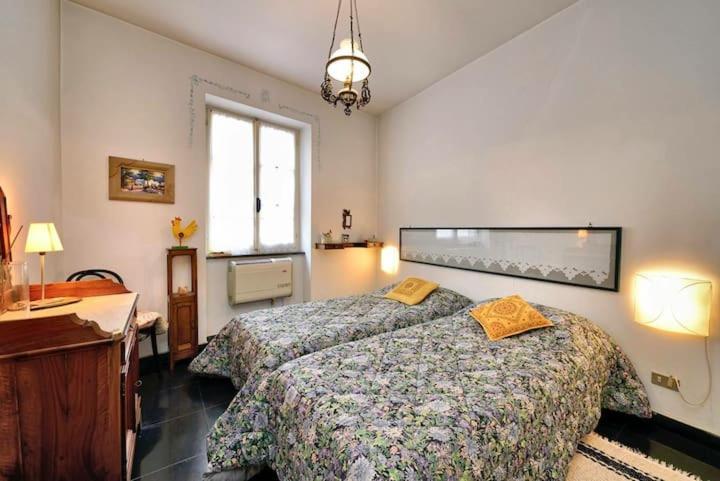 Apartament Mansarda A Finalborgo - Fascino E Tradizione Finale Ligure Zewnętrze zdjęcie